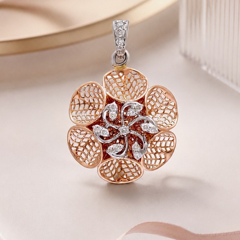The World of Sparkling Diamonds 861158280e8d57daed70fd12f6ab5c9d6b25491c36adec137c43348f4047225c